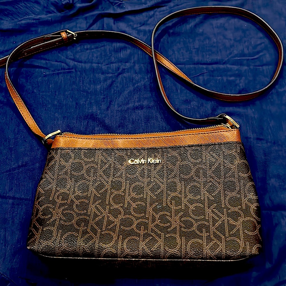 Calvin Klein cross body purse